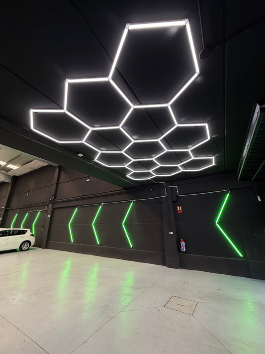 Proyecto de iluminación LED para detailing: Más luz, más estilo en LRC Detailing Xtreme